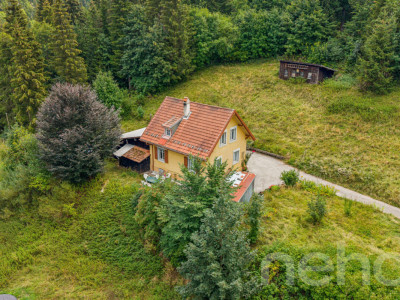 Maison à réinventer sur une parcelle de plus de 2700 m² image 1