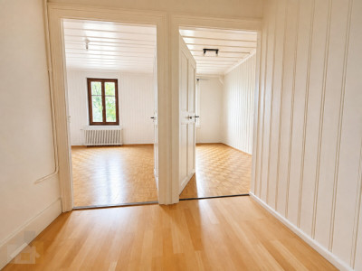 IM ZENTRUM VON ROMANSHORN PAUSCHAL MIT PARKPLATZ ALTBAUWOHNUNG image 6
