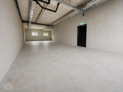 Neuwertige, beheizbare Lagerfläche mit 152 m² in Neukirch-Egnach image 1