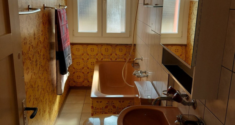 Ganzes Haus / Restaurant (Kontaktbar) mit 7 Schlafzimmern und einer Ga image 5
