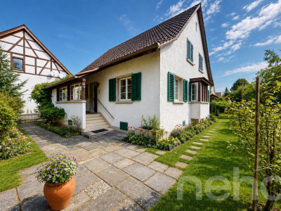 4.5-Zi-Einfamilienhaus mit grossem Grundstück in Hallau image 1