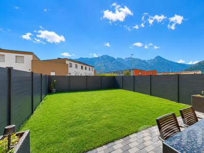 Belle maison mitoyenne de 4,5 pièces avec jardin et vue dégagée image 1