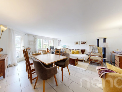 Helle 4.5-Zimmer-Wohnung mit 105 m², Cheminée, 2 Balkonen & Garage image 3