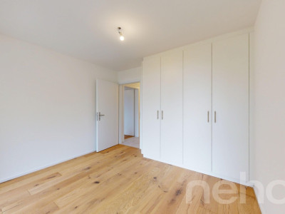 Rare: Magnifique 4.5 pièces entièrement rénové à La Conversion. image 8