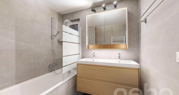 Rare: Magnifique 4.5 pièces entièrement rénové à La Conversion. image 7