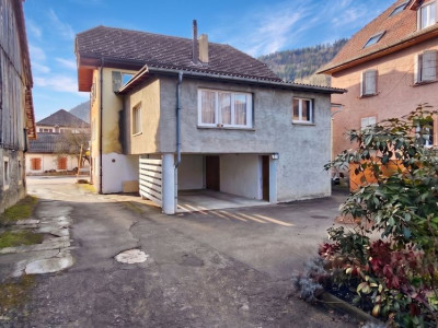 Authentique maison villageoise, Charme et volumes à Boveresse image 3