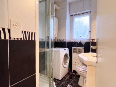 Appartement 3,5 pièces, au 2ème étage, avec balcon image 6