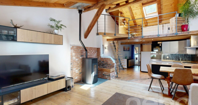 Maison villageoise à Martigny-Bourg ? duplex + studio image 2