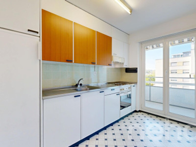 3-Zimmer-Wohnung mit Potenzial und schöner Aussicht ins Grüne image 5