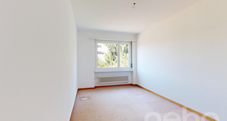 3-Zimmer-Wohnung mit Potenzial und schöner Aussicht ins Grüne image 7