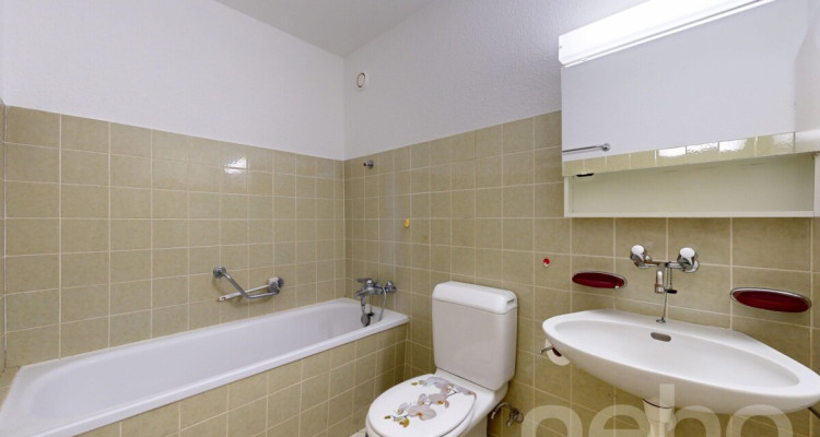 3-Zimmer-Wohnung mit Potenzial und schöner Aussicht ins Grüne image 8