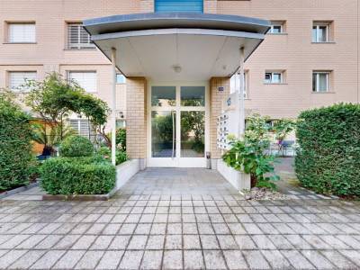 Grosszügige Dachmaisonette mit direktem Liftzugang in Wetzikon image 12