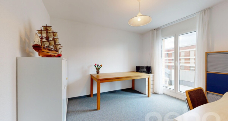 Grosszügige Dachmaisonette mit direktem Liftzugang in Wetzikon image 5