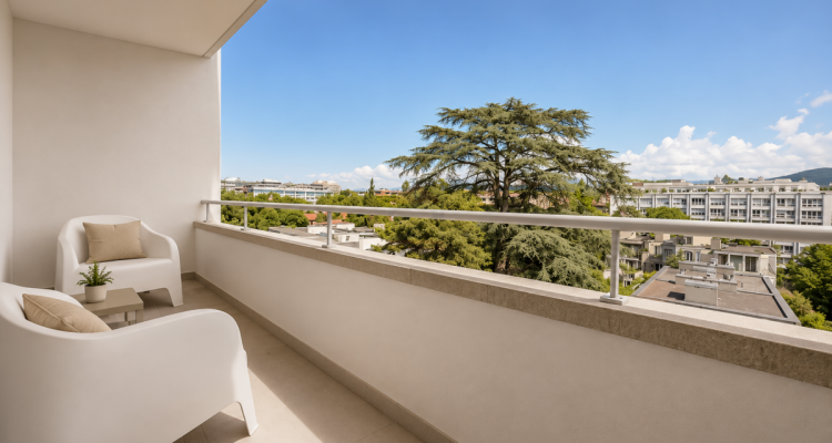 Champel | Élégant 4 pièces en étage élevé avec vues dégagées et revenu locatif image 1