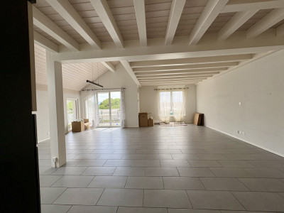 Magnifique, lumineux, duplex de standing de 4,5 pièces au coeur de Genolier image 12