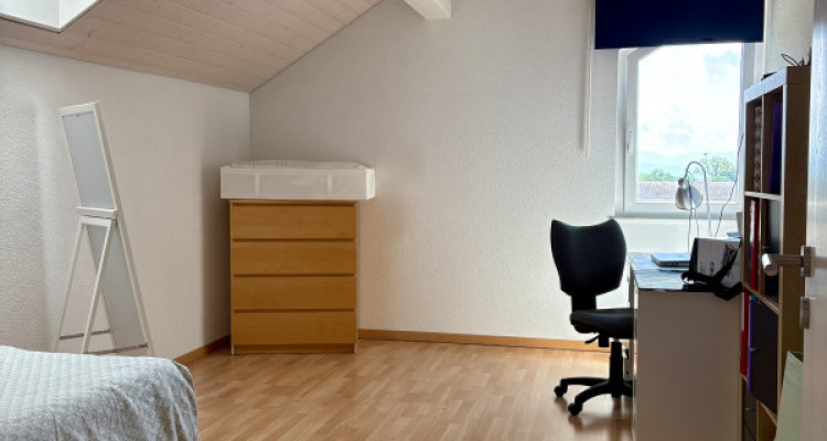 Magnifique, lumineux, duplex de standing de 4,5 pièces au coeur de Genolier image 8