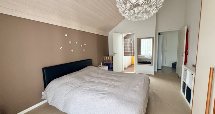 Magnifique, lumineux, duplex de standing de 4,5 pièces au coeur de Genolier image 5