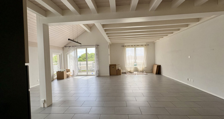 Magnifique, lumineux, duplex de standing de 4,5 pièces au coeur de Genolier image 12