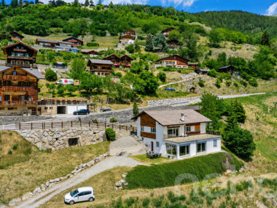 Magnifique propriété avec vue panoramique à Mase image 2