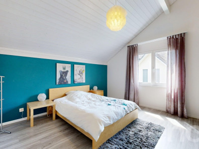 Grosszügiges Zuhause mit Garten, Garage und viel Raum image 7