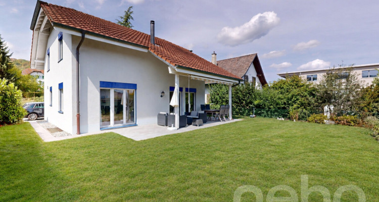 Grosszügiges Zuhause mit Garten, Garage und viel Raum image 2