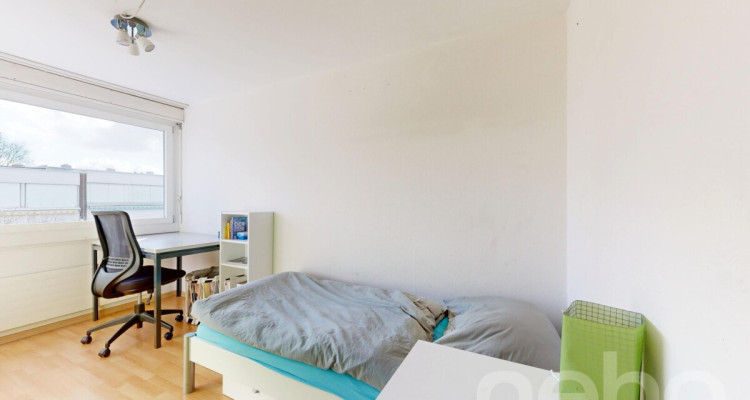 Helles 5.5-Zimmer-Reihenhaus mit Blick ins Grüne an ruhiger Lage image 10