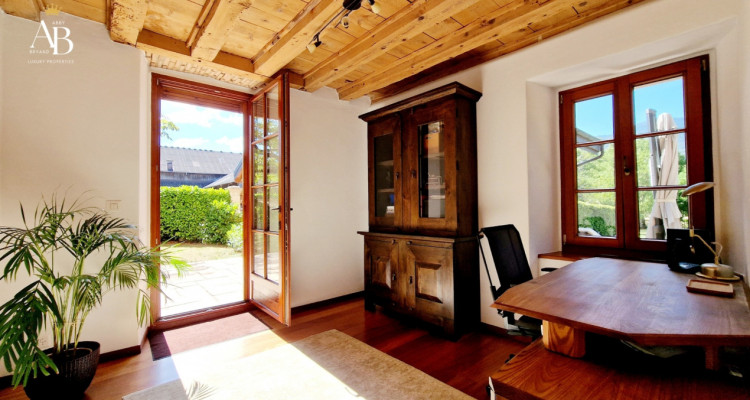 En exclusivité : Authentique Maison villageoise  image 4