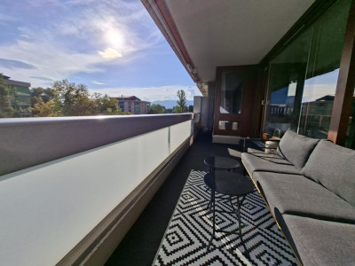 Très bel appartement 2,5 pièces avec grand balcon et vue exceptionnelle  image 6