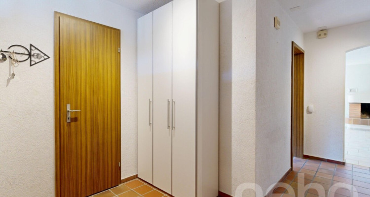 Doppel-Einfamilienhaus mit Weitsicht grosszügigem Garten image 12