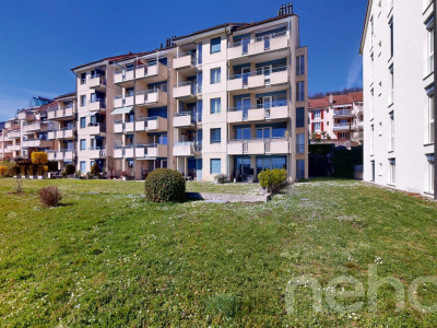 Libre de suite : Bel appartement avec sa vue sur le lac ! image 12