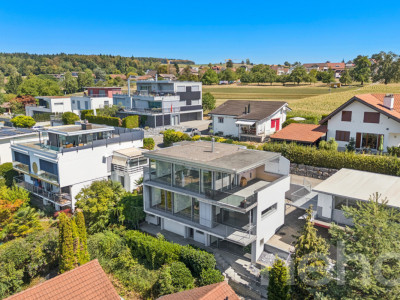 Grosszügiges 6.5-Zi-Einfamilienhaus inkl. Einliegerwohnung in Tennwil image 2