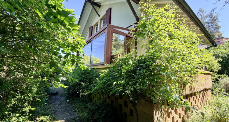 En exclusivité - Chailly - Maison de caractère dans un écrin de verdure poétique image 1