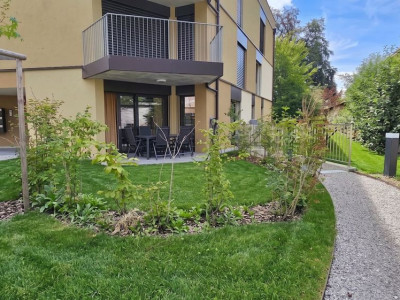 Joli appartement de 2,5 pièces avec terrasses et jardin à Couvet image 8