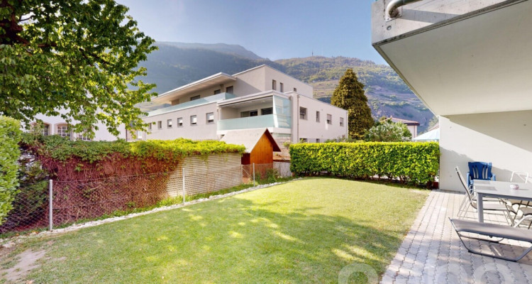 Grand jardin - à Martigny - 4,5 pièces image 9