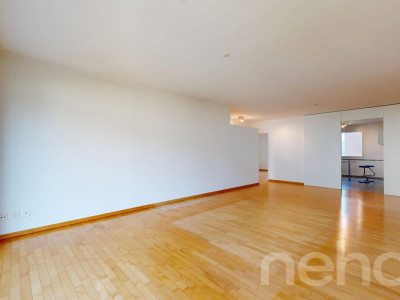 Lichtdurchflutete 4.5-Zimmer-Wohnung in Horgen image 3