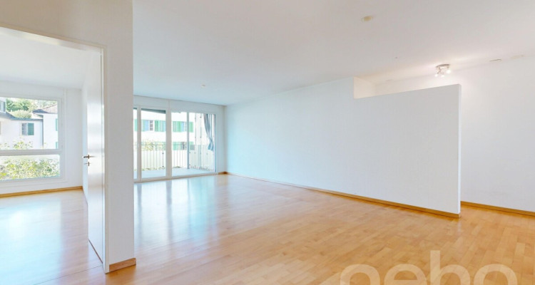 Lichtdurchflutete 4.5-Zimmer-Wohnung in Horgen image 2