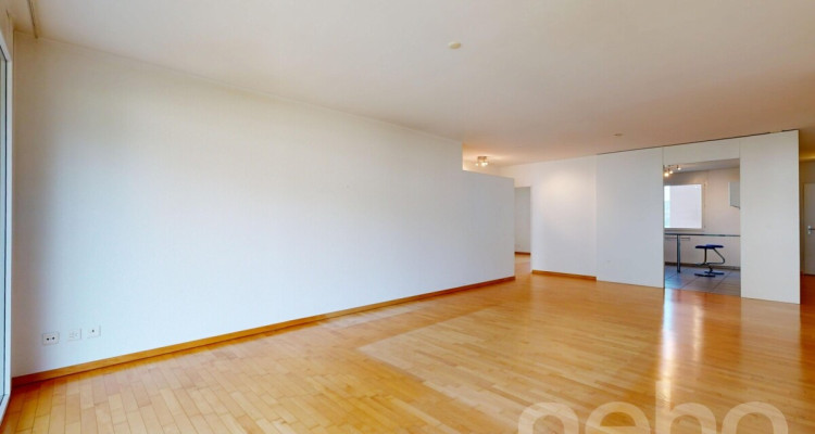 Lichtdurchflutete 4.5-Zimmer-Wohnung in Horgen image 3