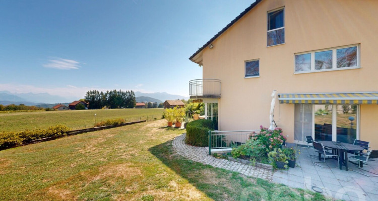 Maison mitoyenne avec vue sur les montagnes à Savigny image 1