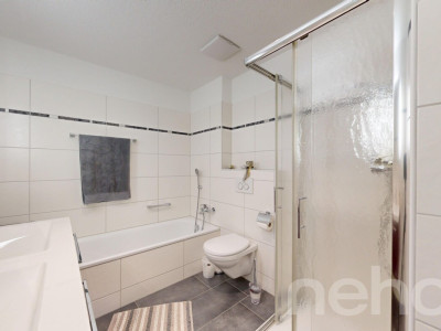 Moderne 4.5-Zimmer-Wohnung mit Balkon an zentraler Lage in Oberhasli image 7