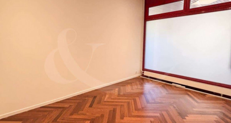 Magnifique appartement de 110 m² à Malagnou image 4