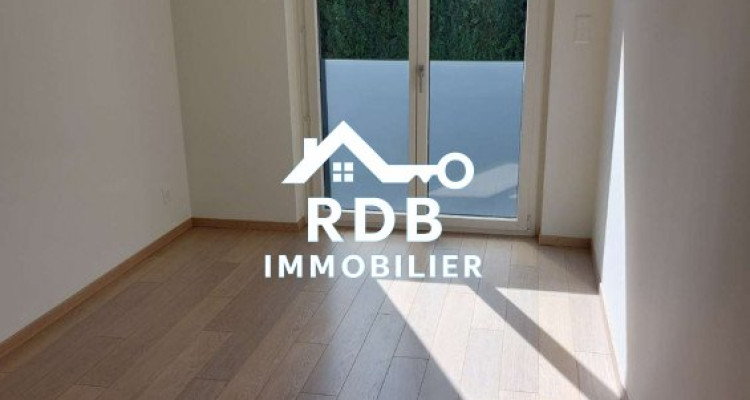 Appartement de 5 pièces au rez-de-chaussée situé à Vésenaz 1222 image 6