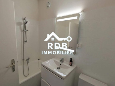 Appartement de 3 pièces au 3ème étage situé à Grand Saconnex 1218  image 5