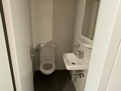 Appartement entièrement rénové au centre dEtoy image 4