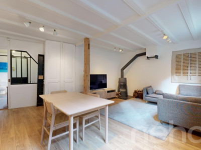 Prime location Home with 2 units, large garden and forest views image 5