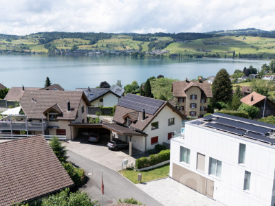 Doppeleinfamilienhaus mit Doppelcarport und Photovoltaikanlage image 1