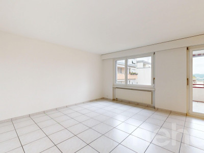 Lichtdurchflutete 4.5 Zimmer Wohnung in Bettlach image 4