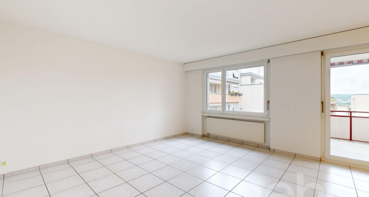 Lichtdurchflutete 4.5 Zimmer Wohnung in Bettlach image 4