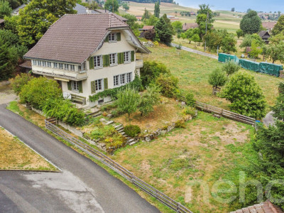 5.5-Zimmer-Einfamilienhaus mit grossem Grundstück und viel Potenzial image 1