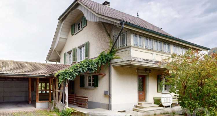 5.5-Zimmer-Einfamilienhaus mit grossem Grundstück und viel Potenzial image 3