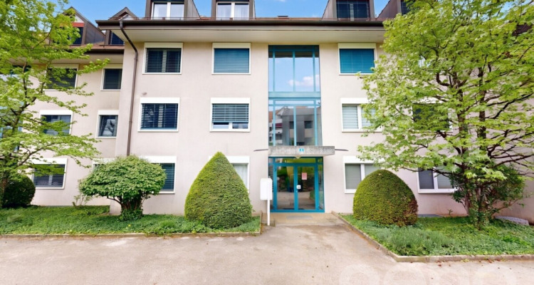 Attique duplex 5,5 pièces à vendre à Crissier ? 121 m², lumineux, vue image 2